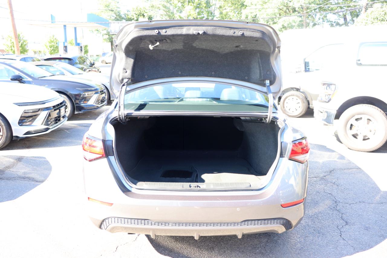 Nissan Sentra SV CVT 2025
