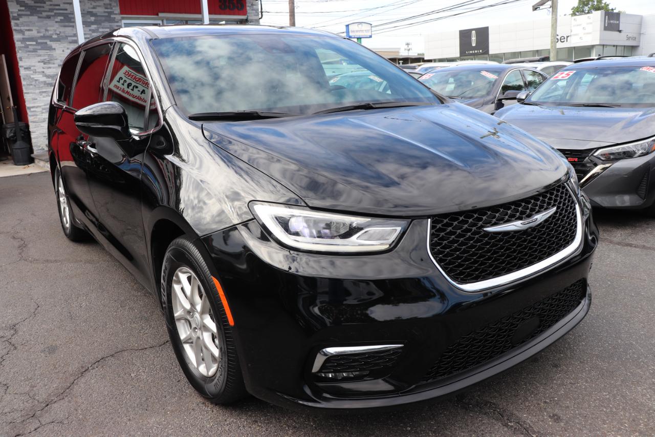 Chrysler Pacifica Select FWD 2026