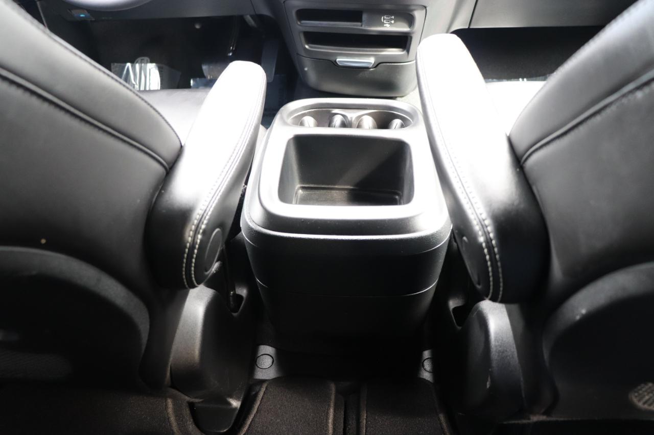 Chrysler Pacifica Select FWD 2026