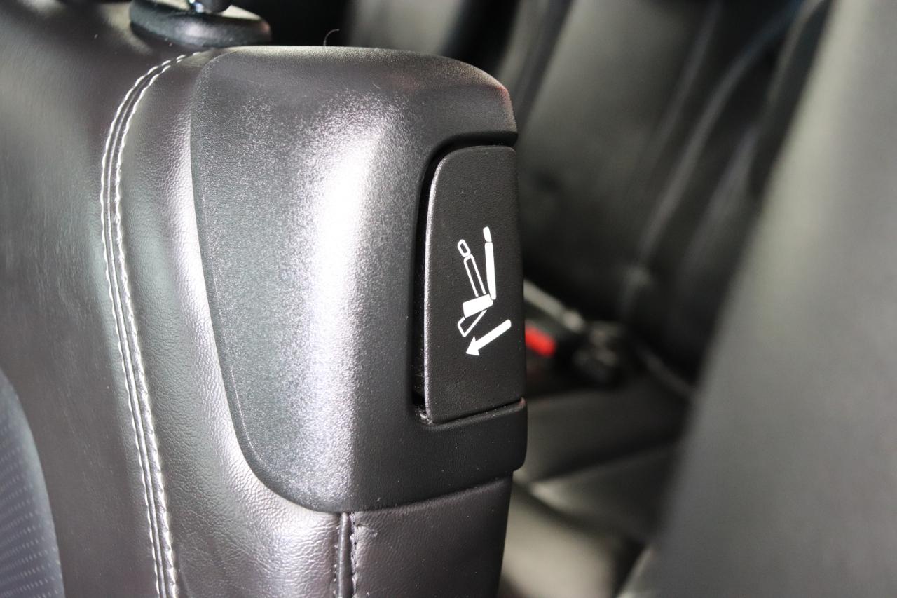Chrysler Pacifica Select FWD 2026
