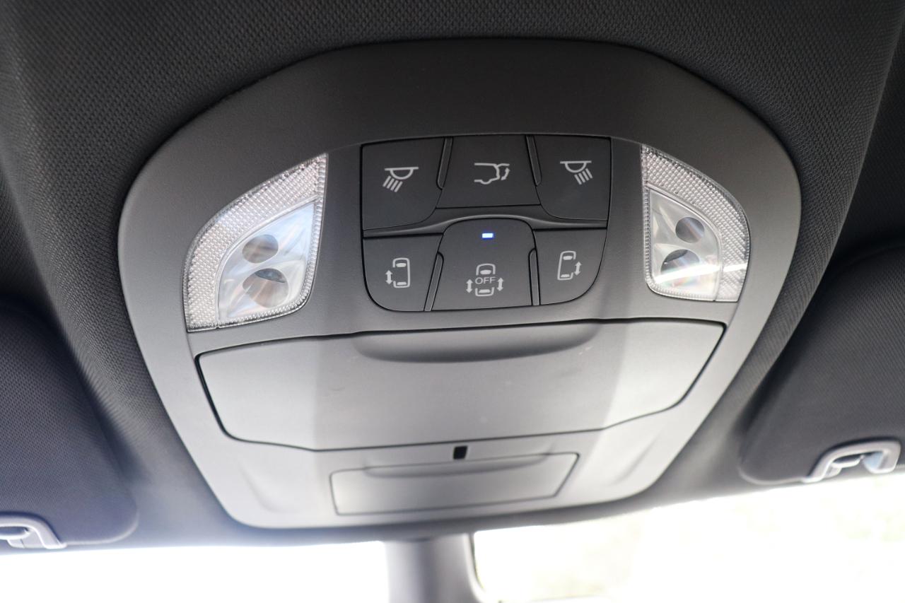 Chrysler Pacifica Select FWD 2026