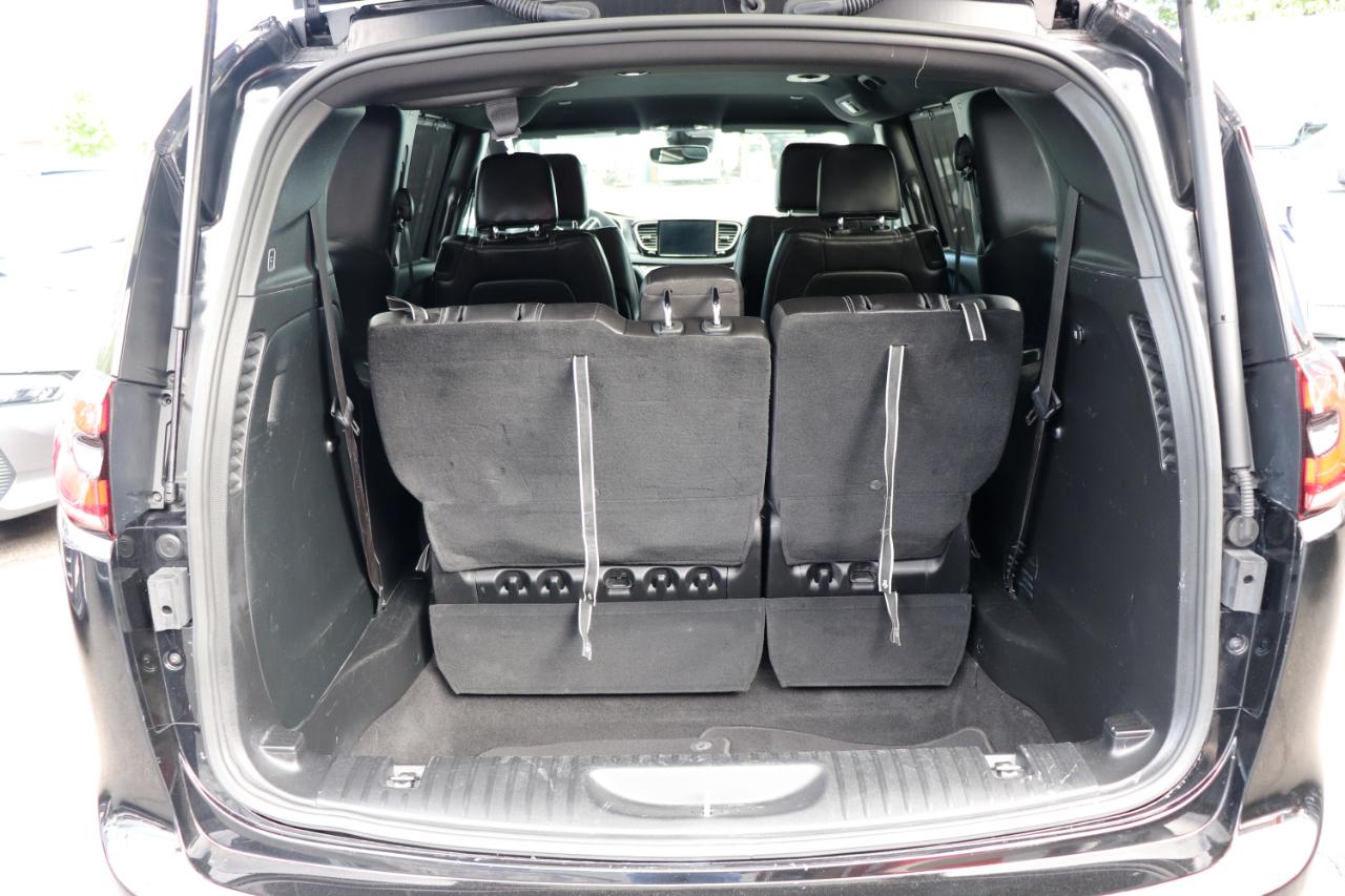Chrysler Pacifica Select FWD 2026