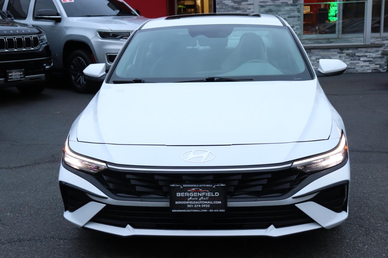 Hyundai Elantra SEL Convenience IVT 2025