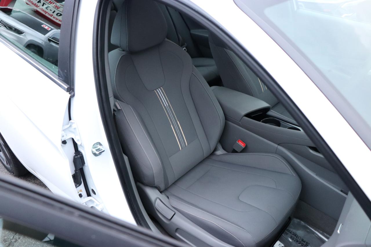 Hyundai Elantra SEL Convenience IVT 2025