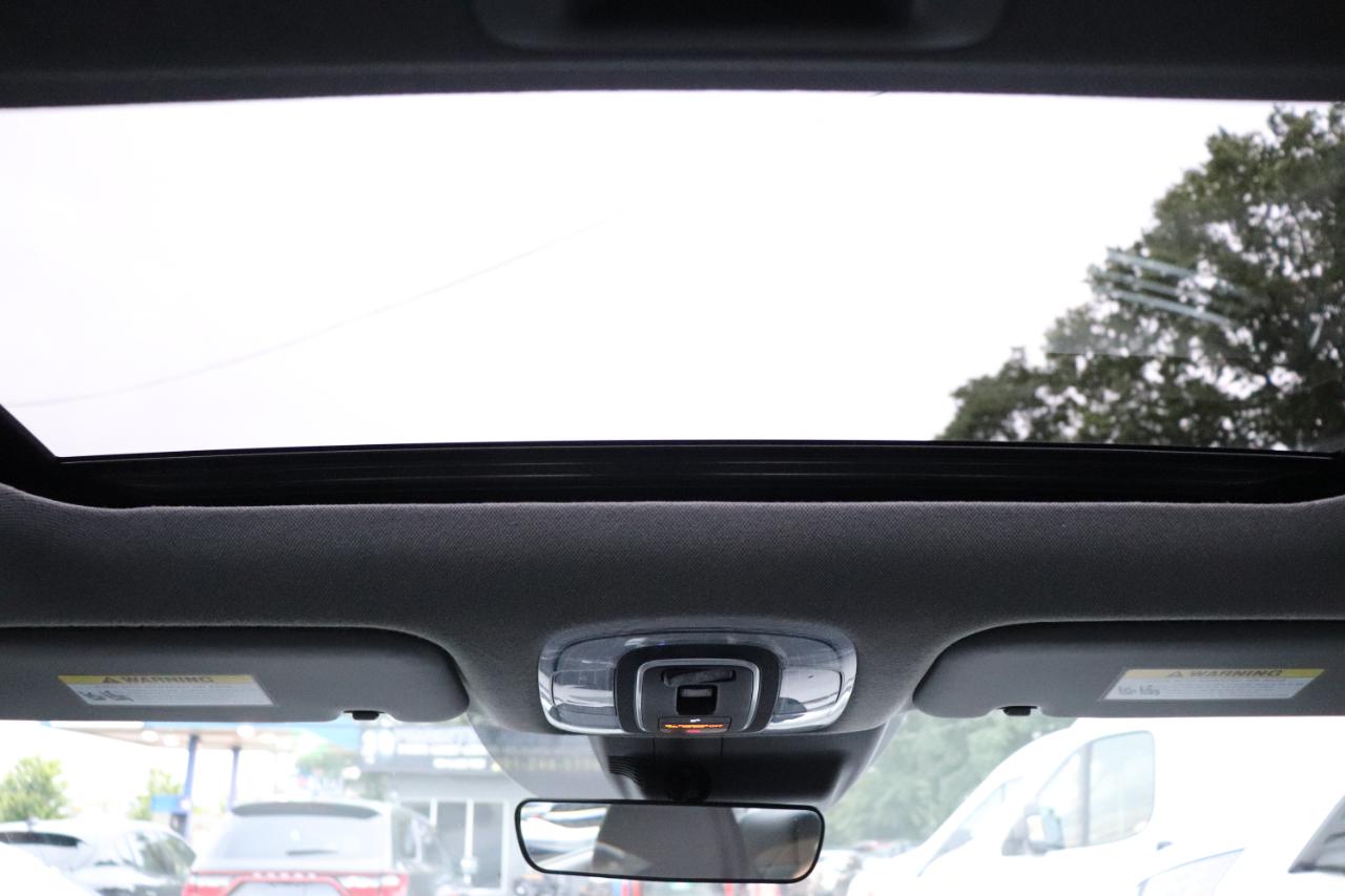 Hyundai Elantra SEL Convenience IVT 2025