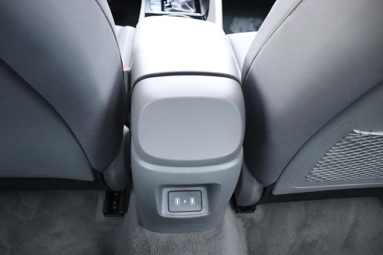 Hyundai Elantra SEL Convenience IVT 2025