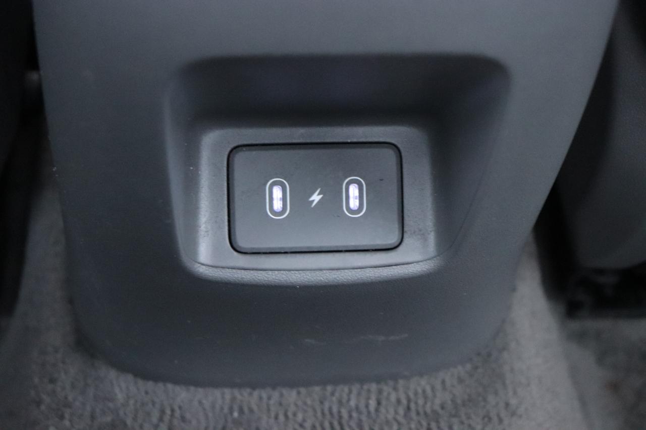 Hyundai Elantra SEL Convenience IVT 2025