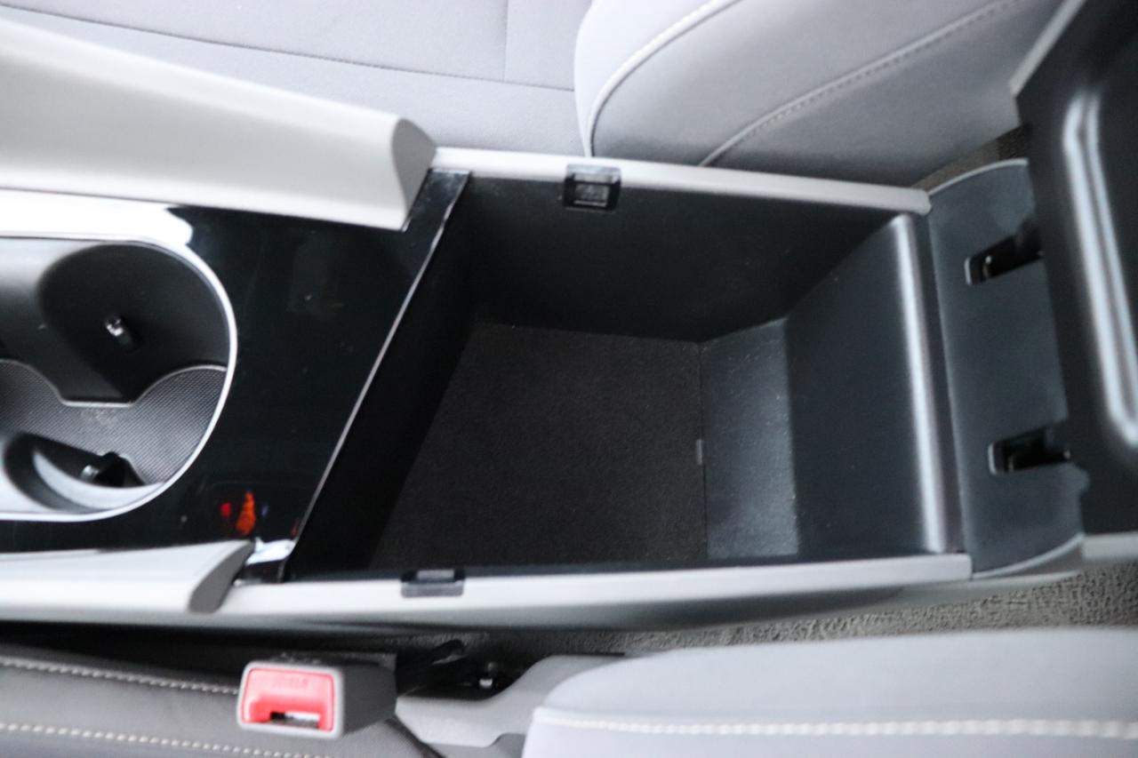 Hyundai Elantra SEL Convenience IVT 2025