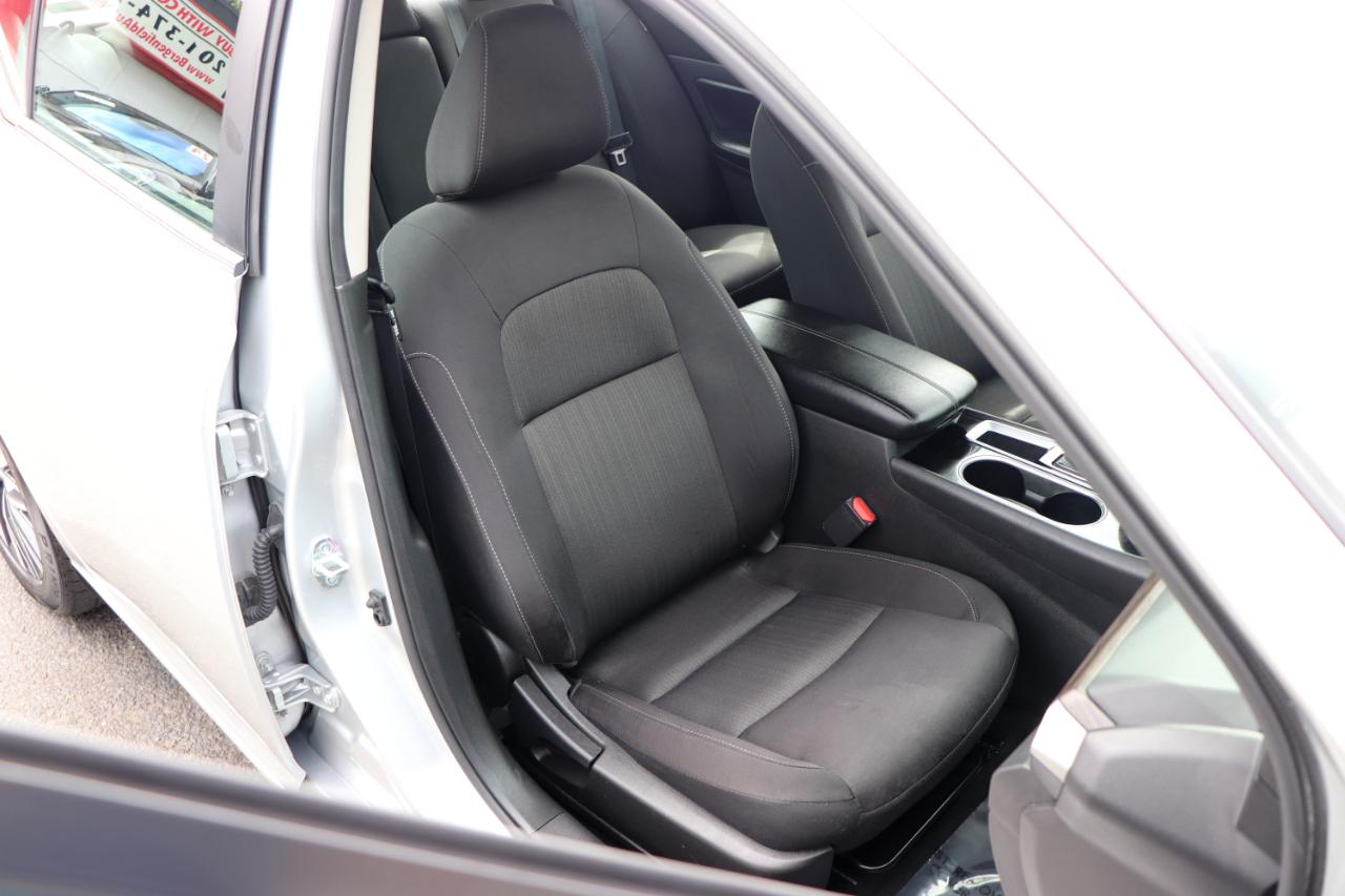 Nissan Altima 2.5 SV Sedan 2024