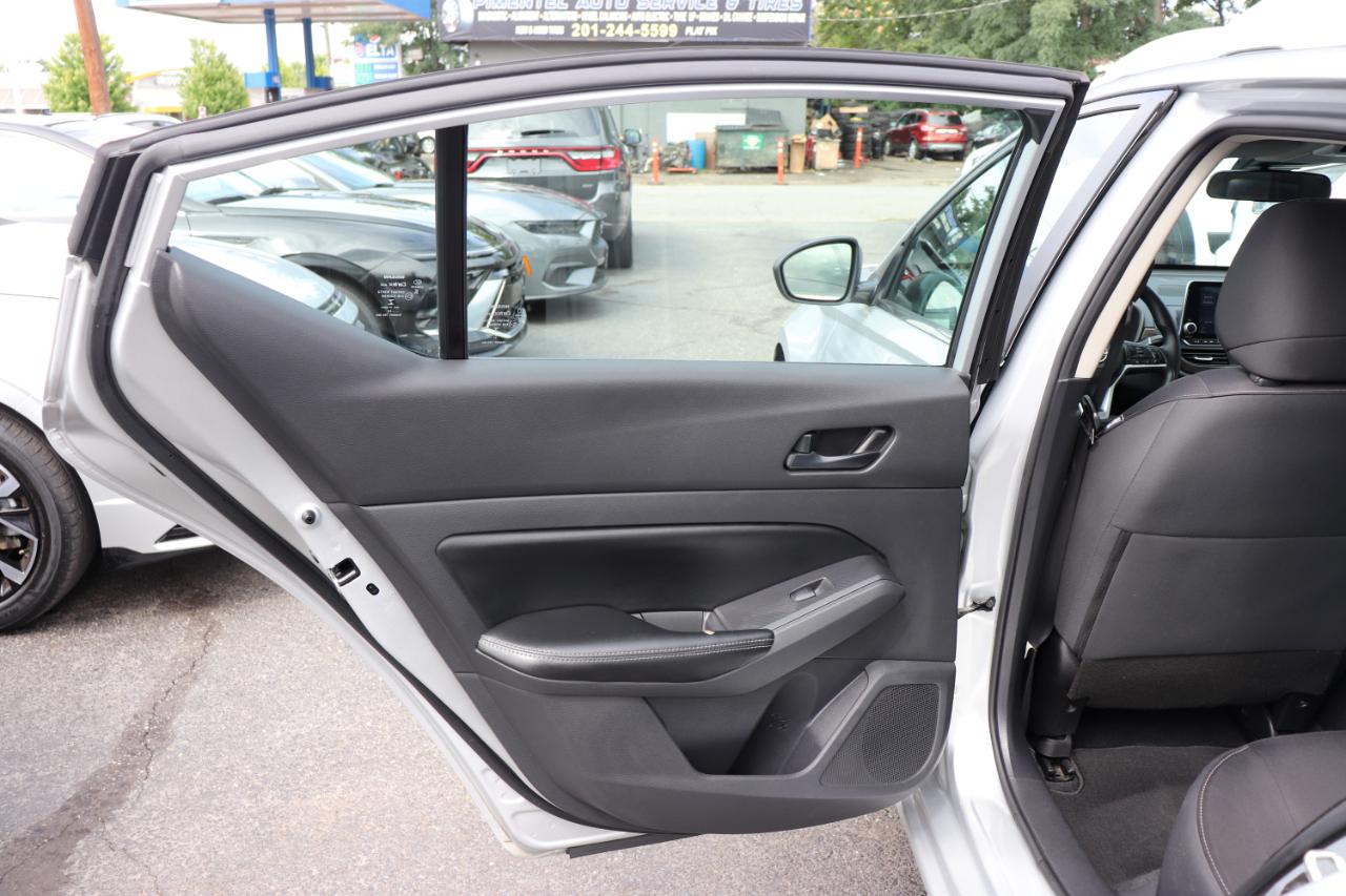 Nissan Altima 2.5 SV Sedan 2024
