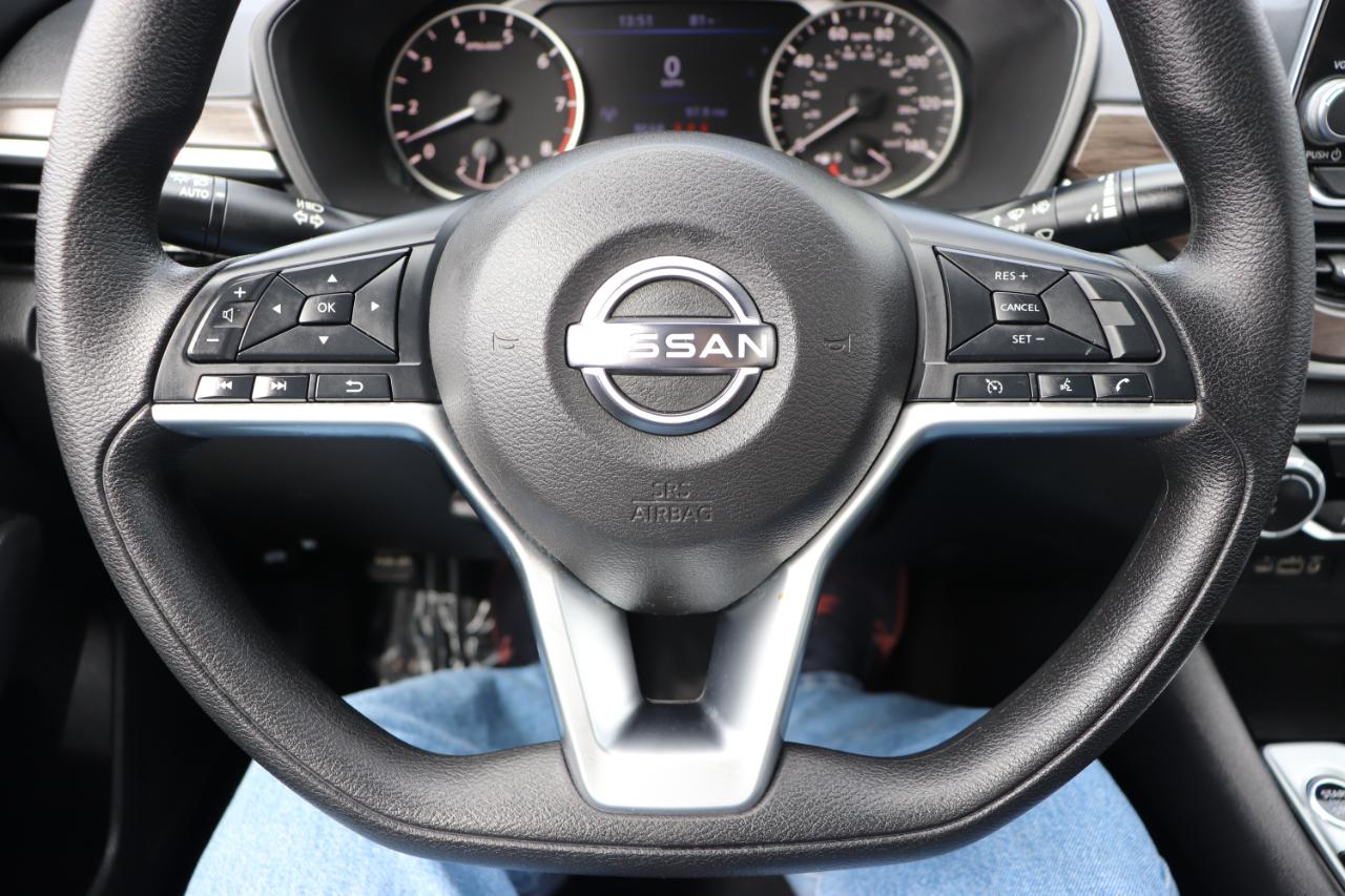 Nissan Altima 2.5 SV Sedan 2024