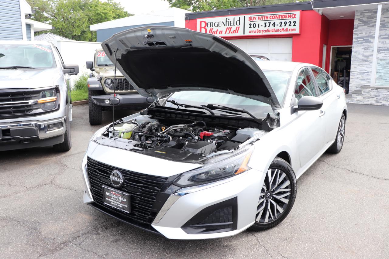 Nissan Altima 2.5 SV Sedan 2024
