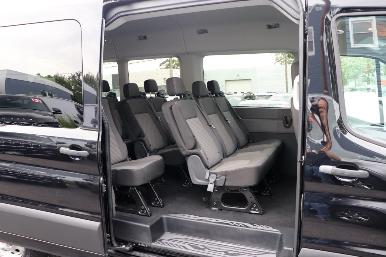 Ford Transit Passenger Wagon T-350 148" Med Roof XLT AWD 2025