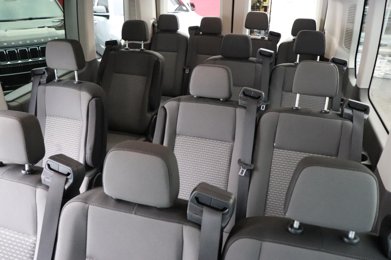Ford Transit Passenger Wagon T-350 148" Med Roof XLT AWD 2025