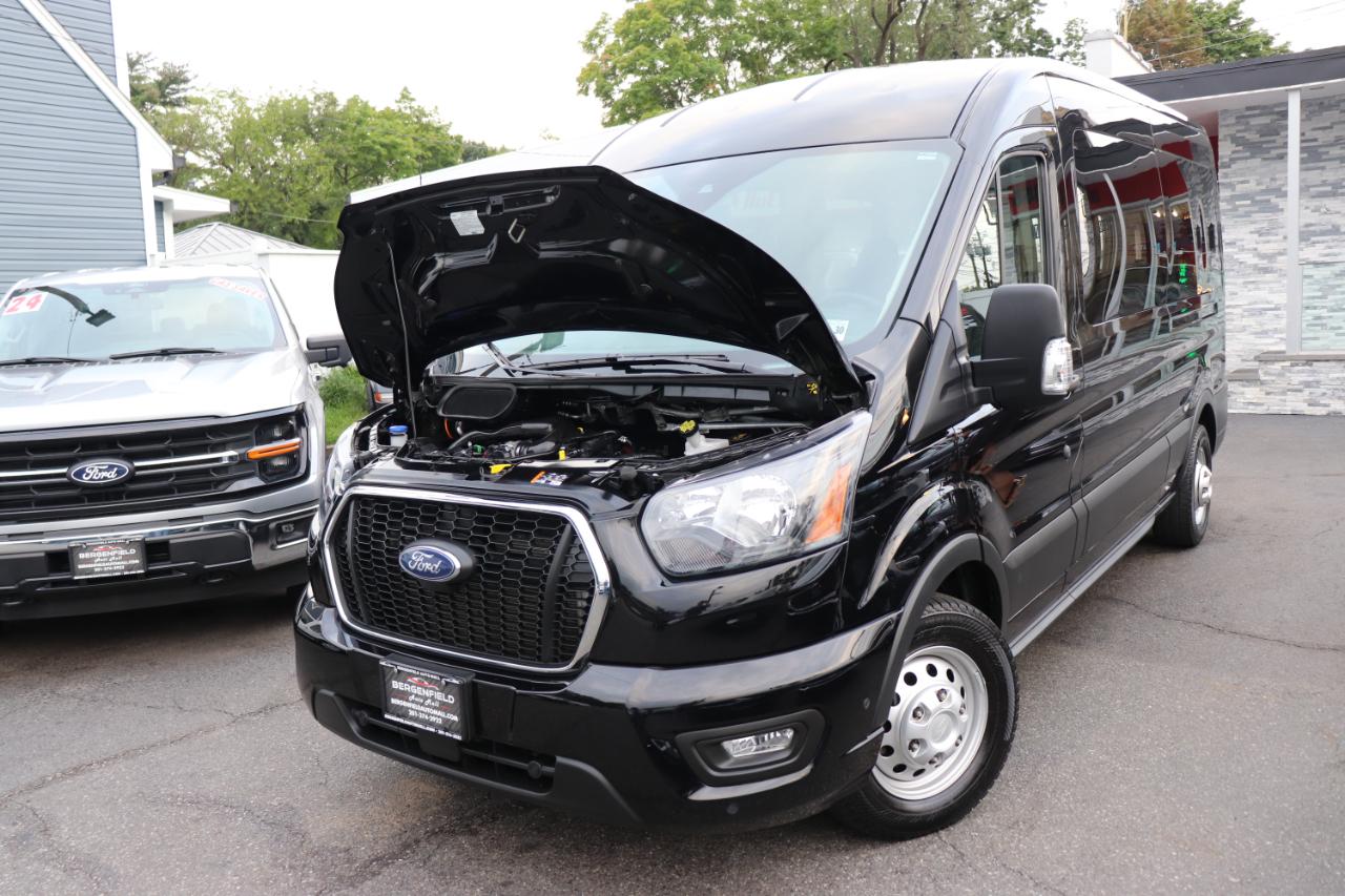 Ford Transit Passenger Wagon T-350 148" Med Roof XLT AWD 2025