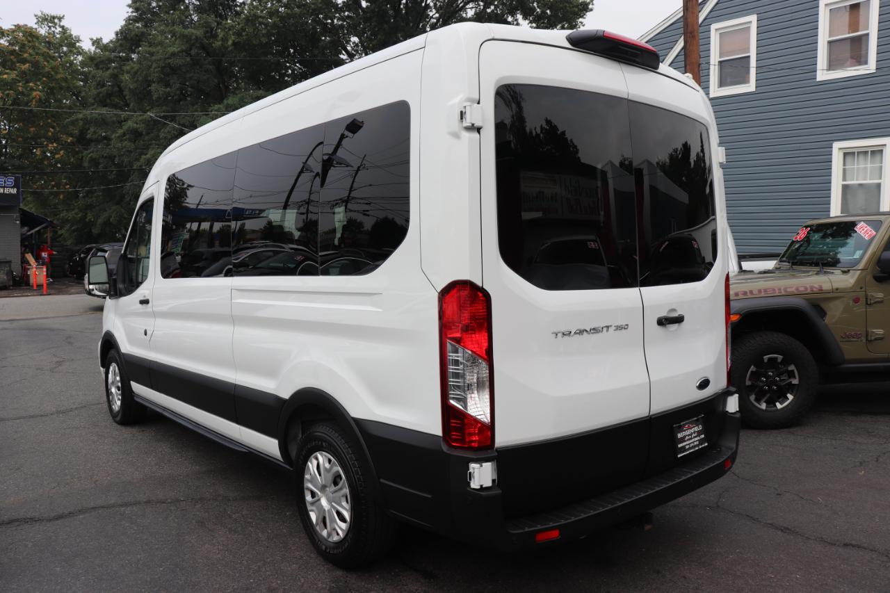Ford Transit Passenger Wagon T-350 148" Med Roof XLT RWD 2025