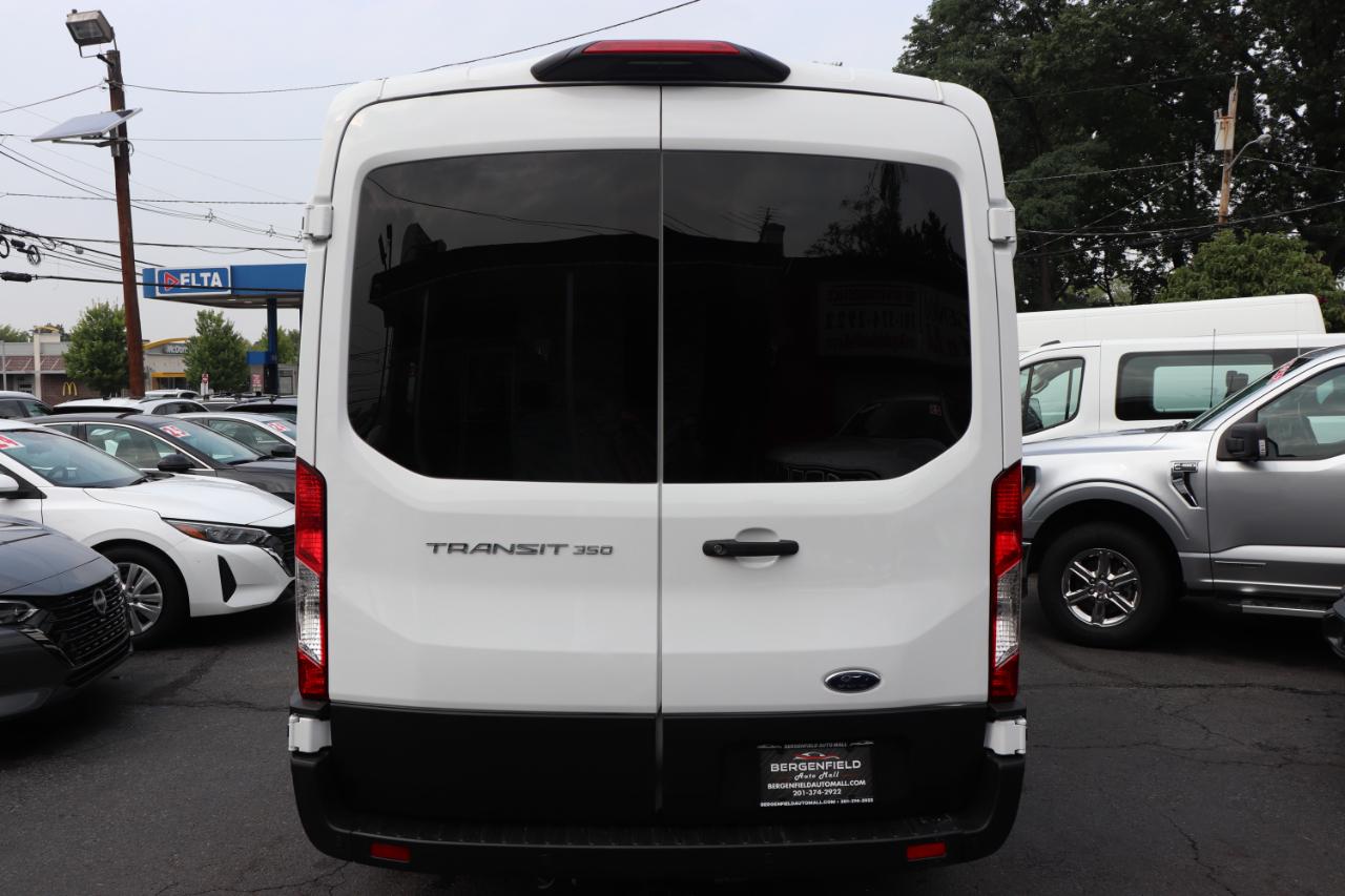 Ford Transit Passenger Wagon T-350 148" Med Roof XLT RWD 2025