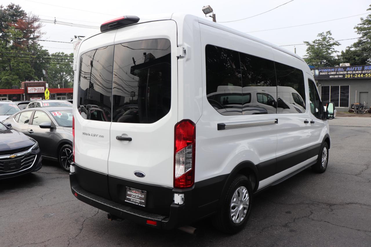 Ford Transit Passenger Wagon T-350 148" Med Roof XLT RWD 2025