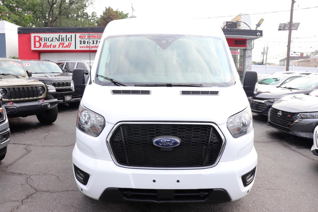 Ford Transit Passenger Wagon T-350 148" Med Roof XLT RWD 2025