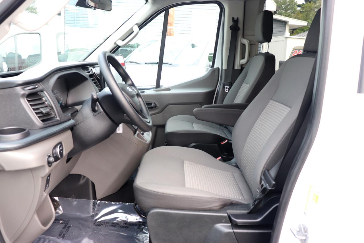 Ford Transit Passenger Wagon T-350 148" Med Roof XLT RWD 2025