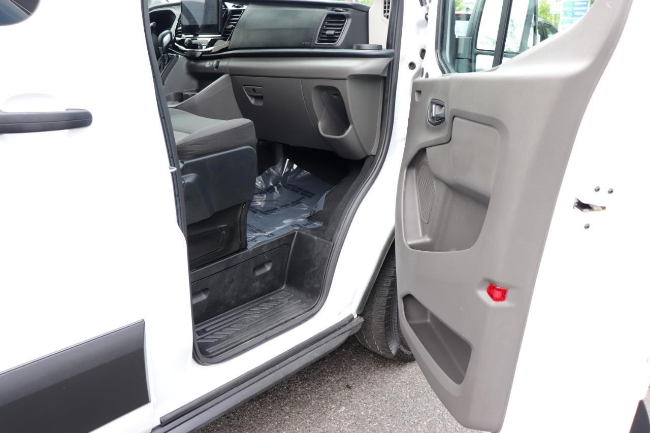 Ford Transit Passenger Wagon T-350 148" Med Roof XLT RWD 2025