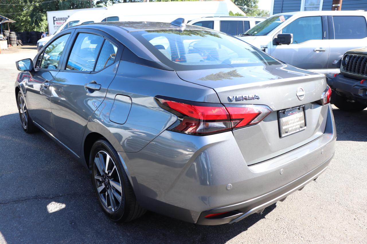 Nissan Versa SV CVT 2025