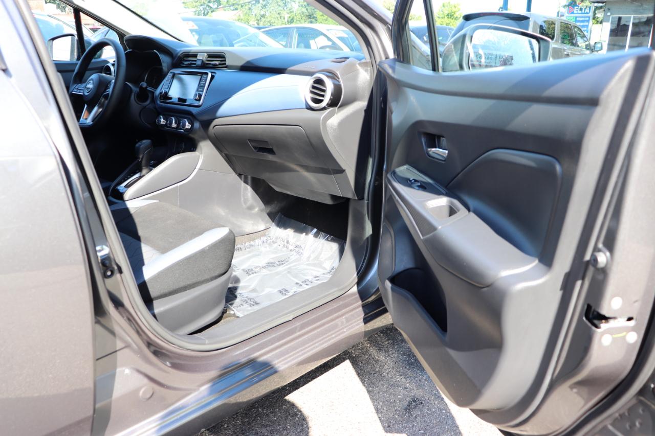 Nissan Versa SV CVT 2025