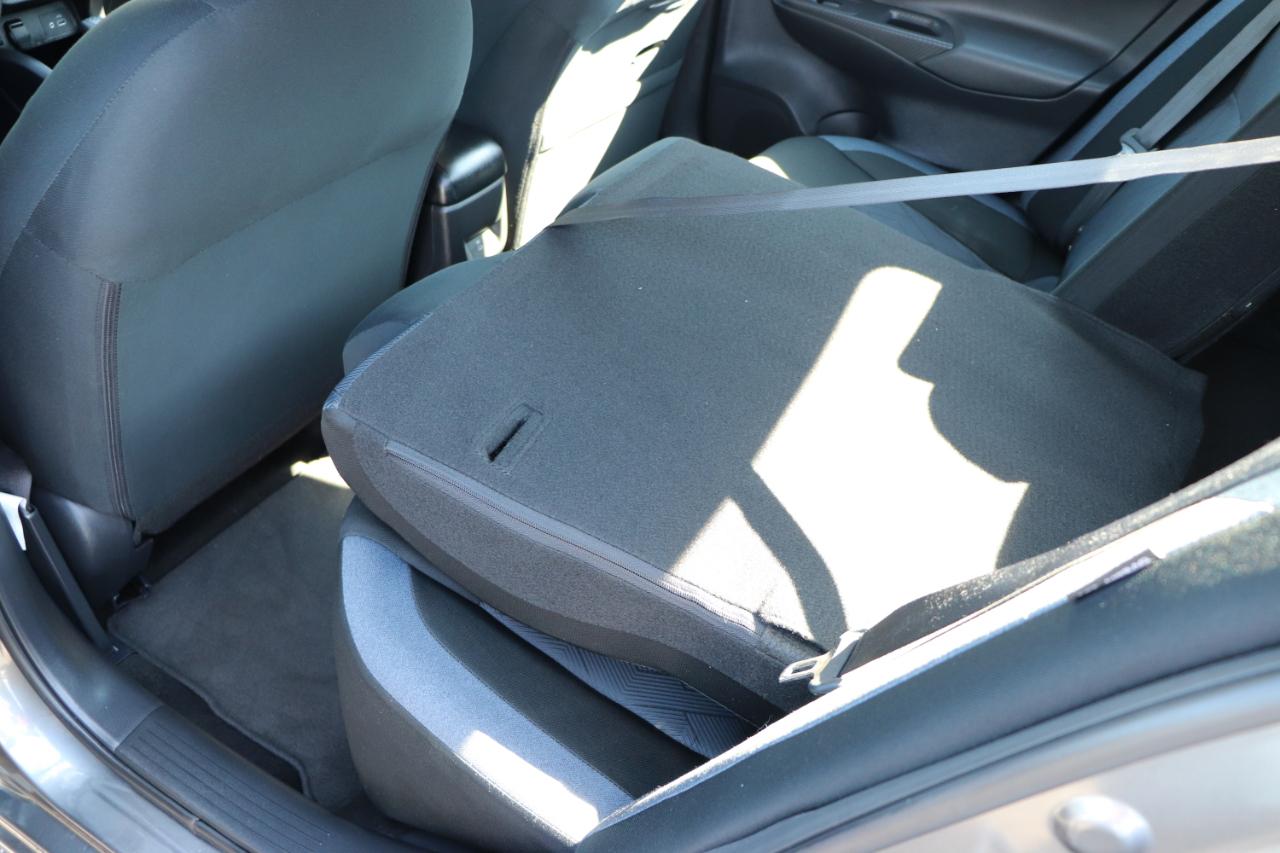Nissan Versa SV CVT 2025