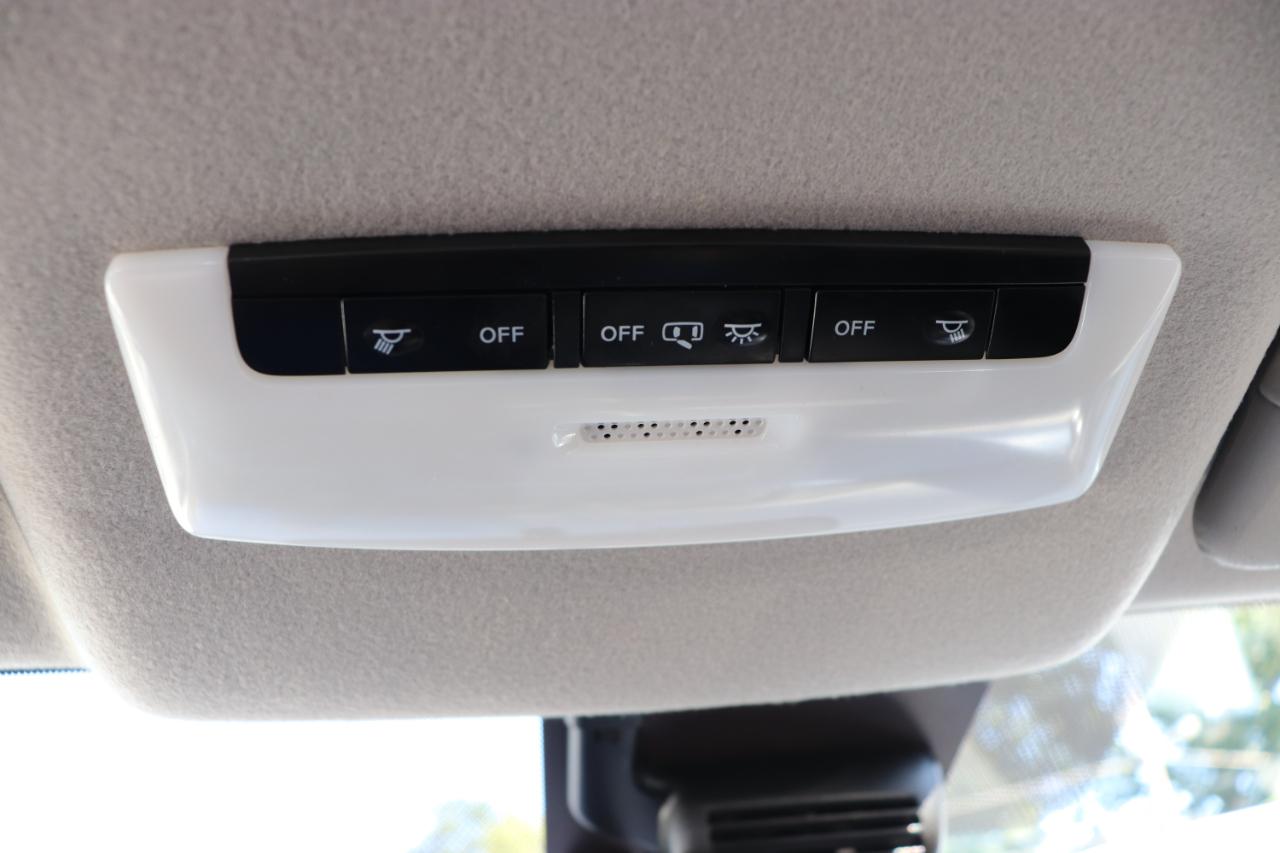 Nissan Versa SV CVT 2025