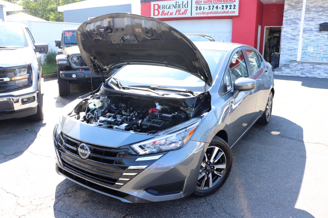Nissan Versa SV CVT 2025