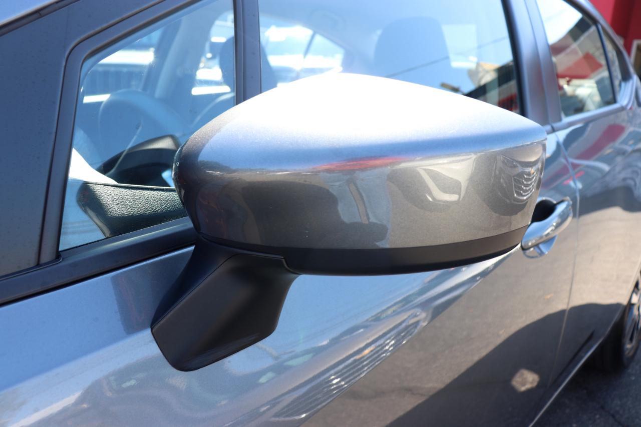 Nissan Versa SV CVT 2025