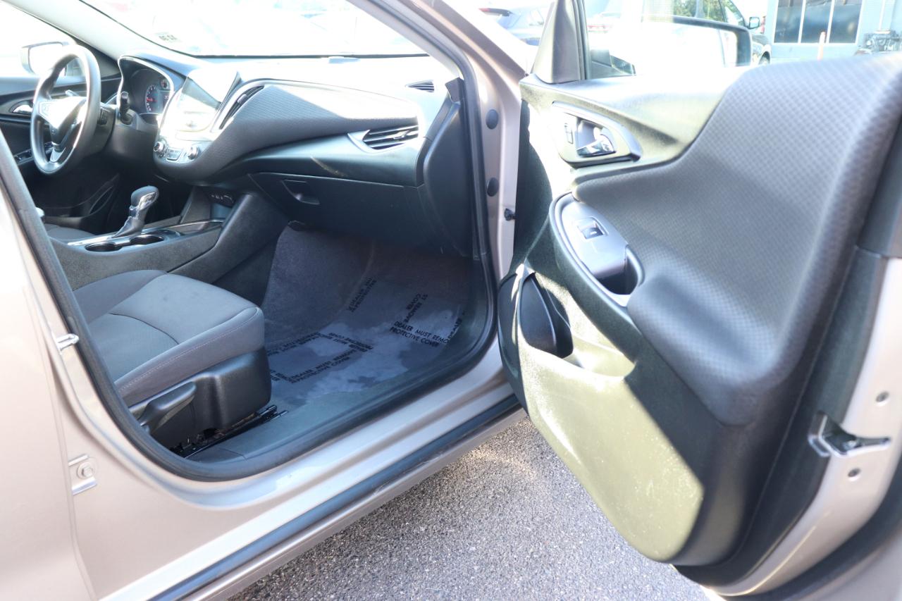 Chevrolet Malibu 4dr Sdn 1LT 2023