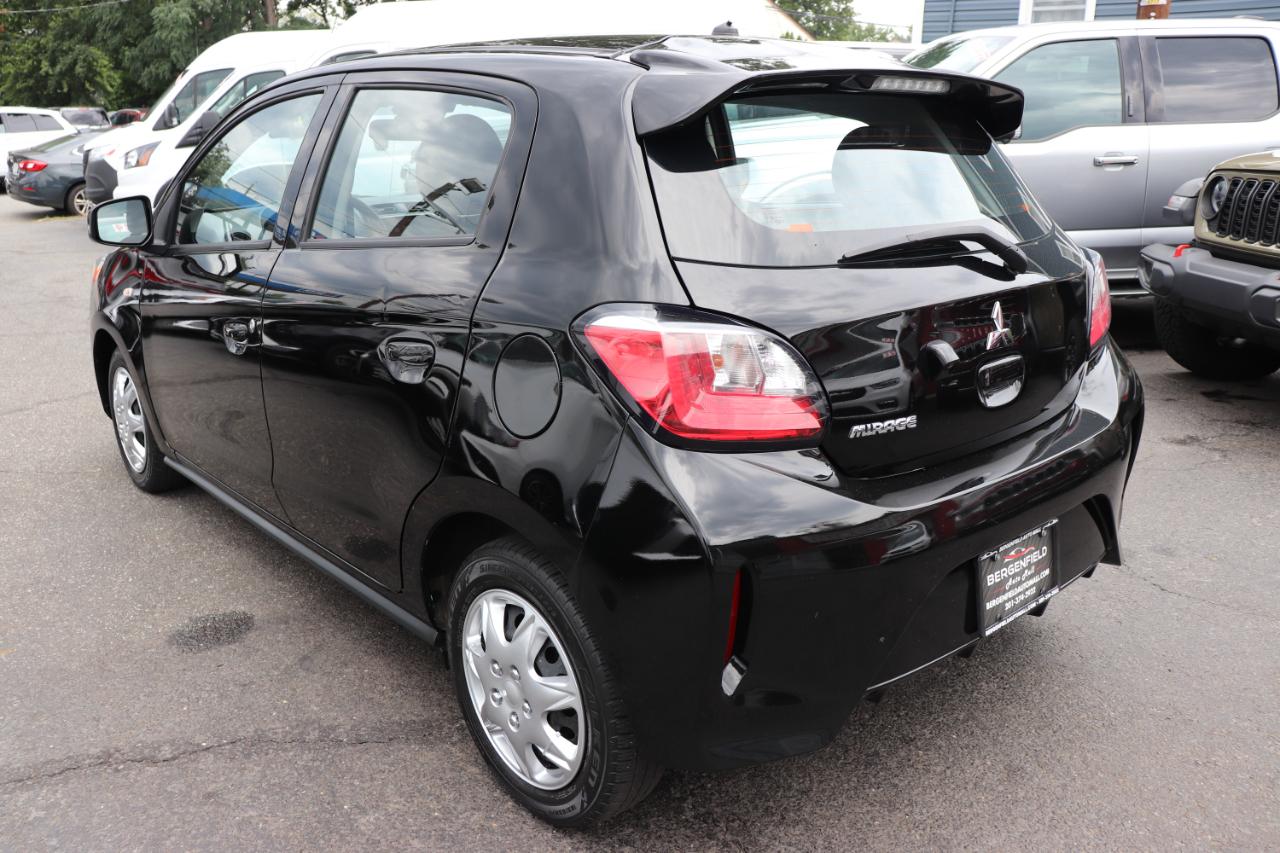 Mitsubishi Mirage ES CVT 2024