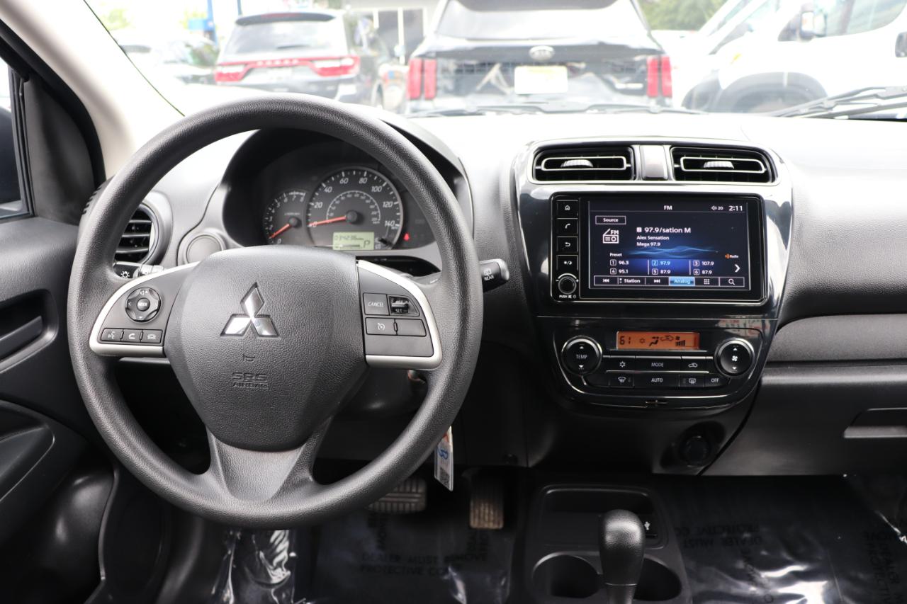 Mitsubishi Mirage ES CVT 2024