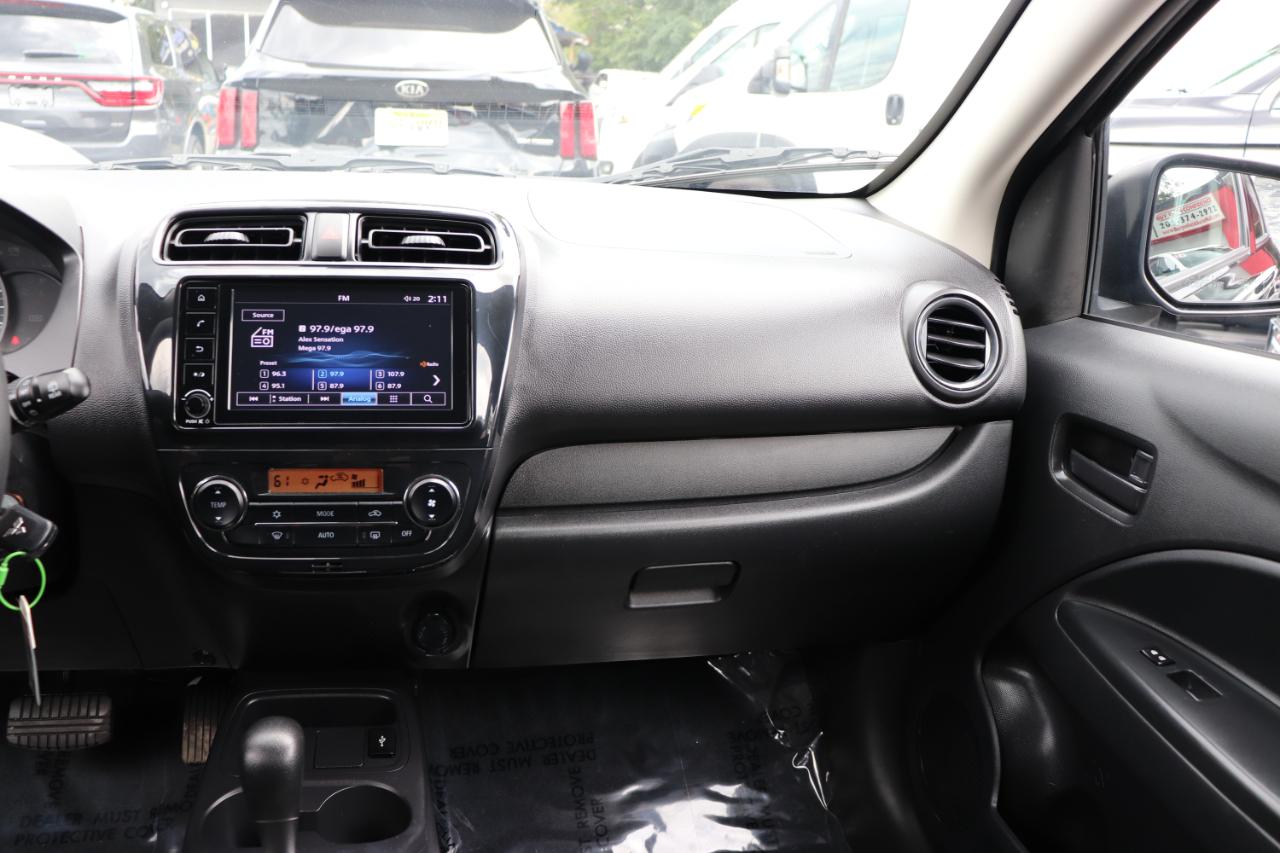 Mitsubishi Mirage ES CVT 2024