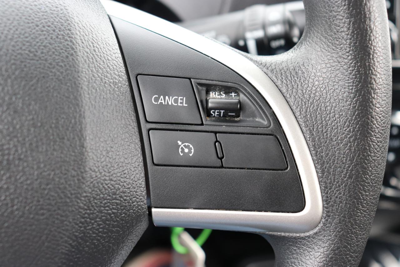 Mitsubishi Mirage ES CVT 2024