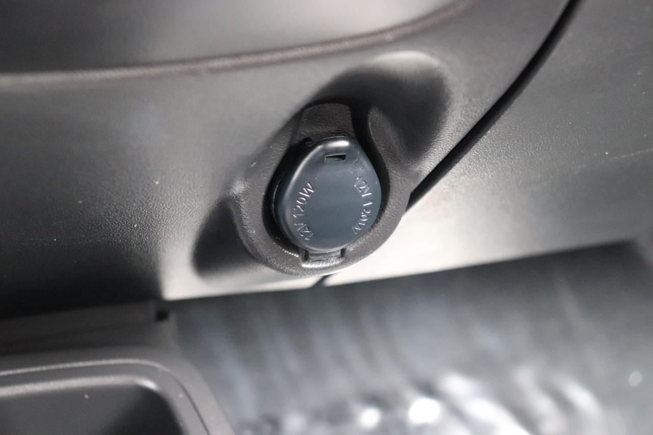 Mitsubishi Mirage ES CVT 2024