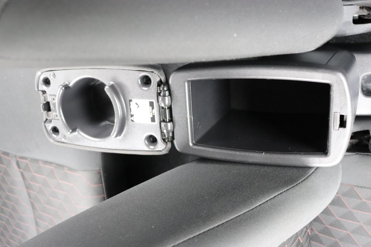 Mitsubishi Mirage ES CVT 2024