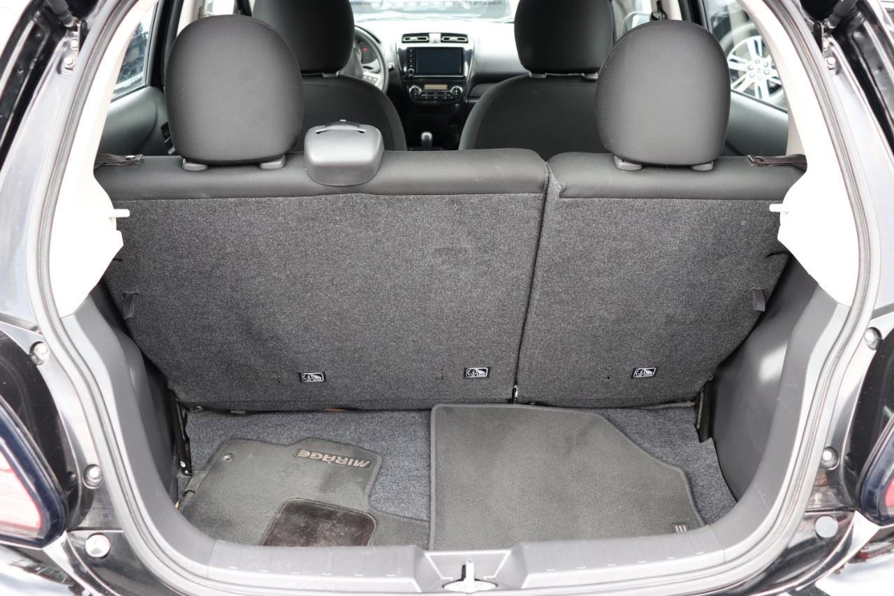 Mitsubishi Mirage ES CVT 2024