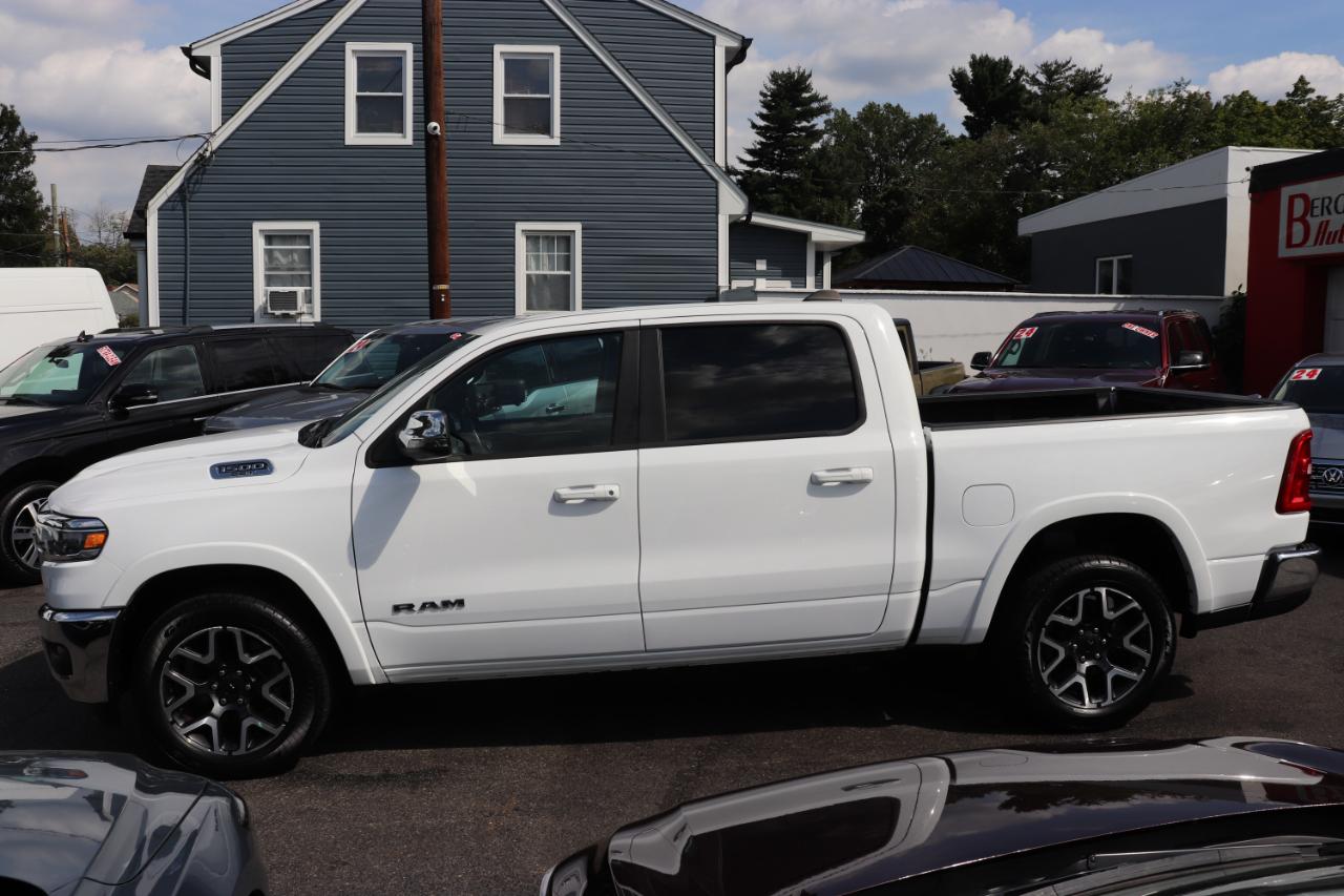 RAM 1500 Laramie 4x4 Crew Cab 5'7" Box 2025