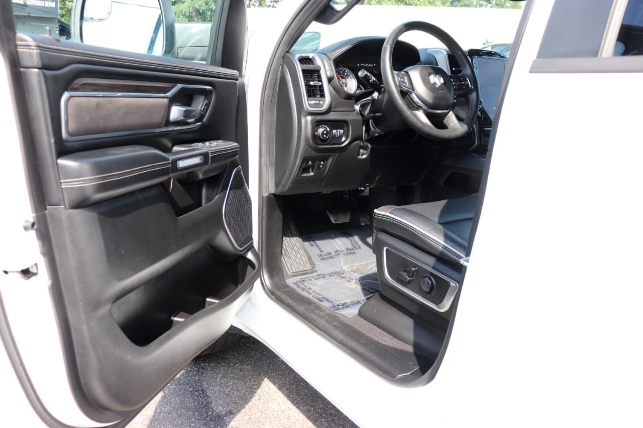 RAM 1500 Laramie 4x4 Crew Cab 5'7" Box 2025