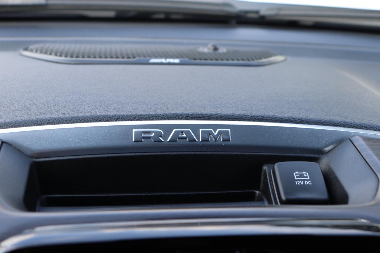RAM 1500 Laramie 4x4 Crew Cab 5'7" Box 2025