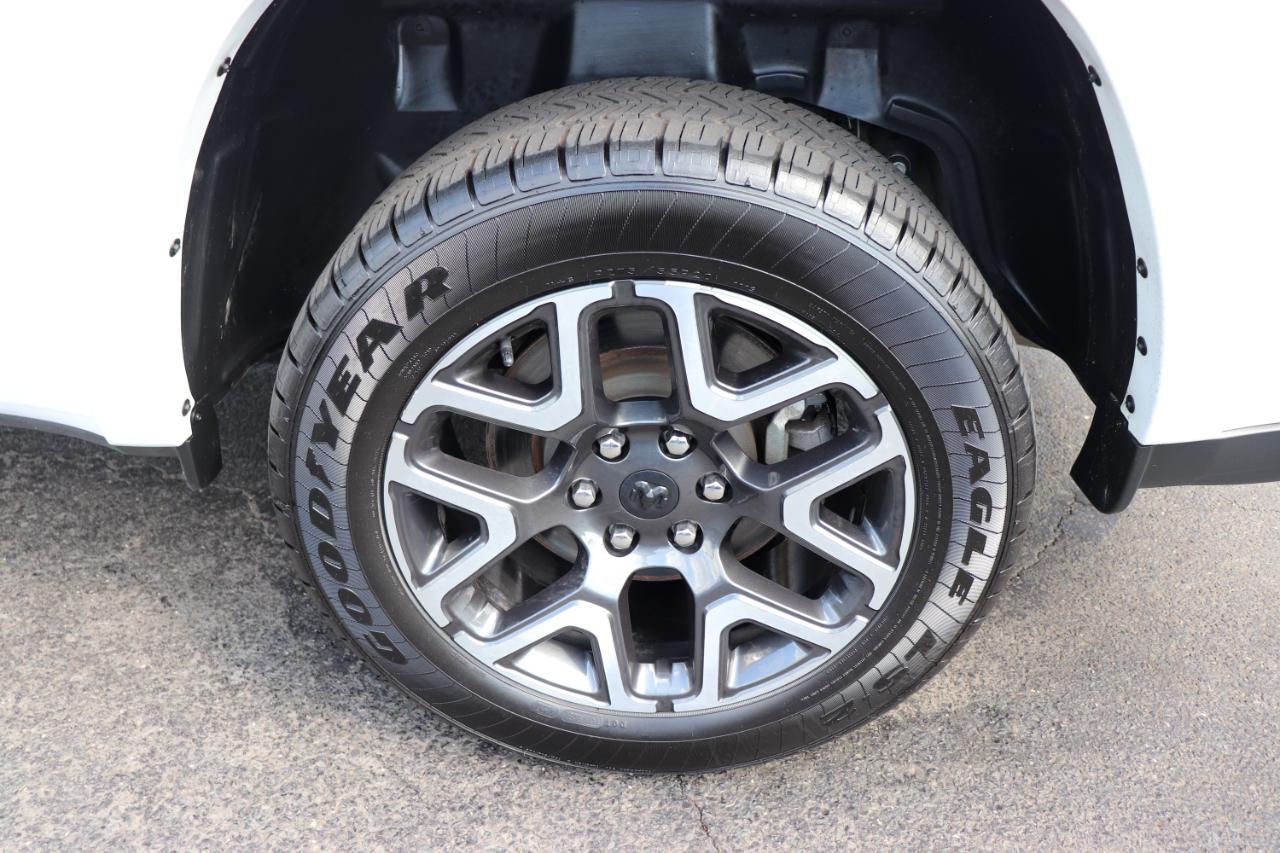 RAM 1500 Laramie 4x4 Crew Cab 5'7" Box 2025