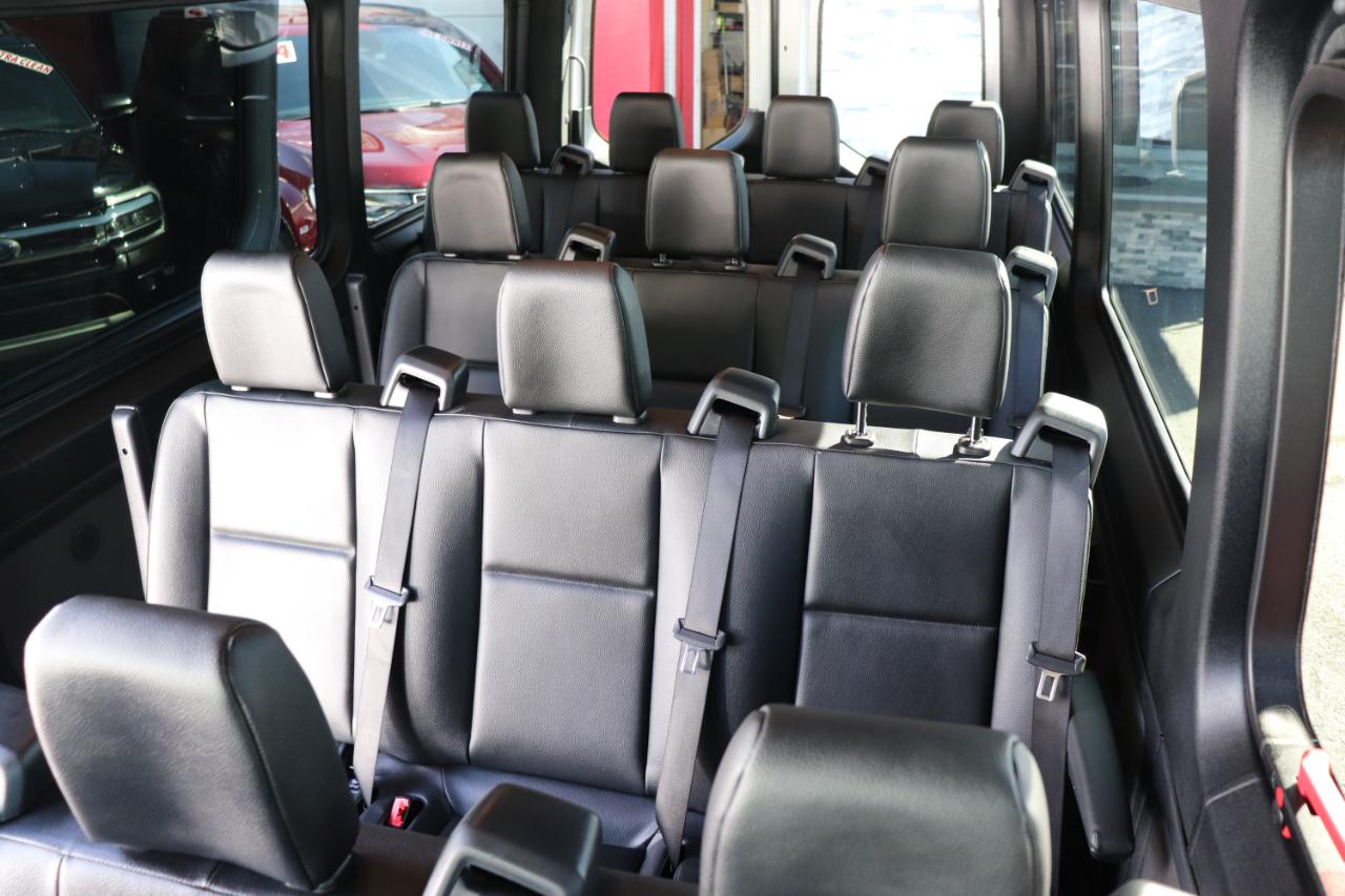 Mercedes-Benz Sprinter Passenger Van 2500 High Roof I4 Diesel 170" RWD 2025
