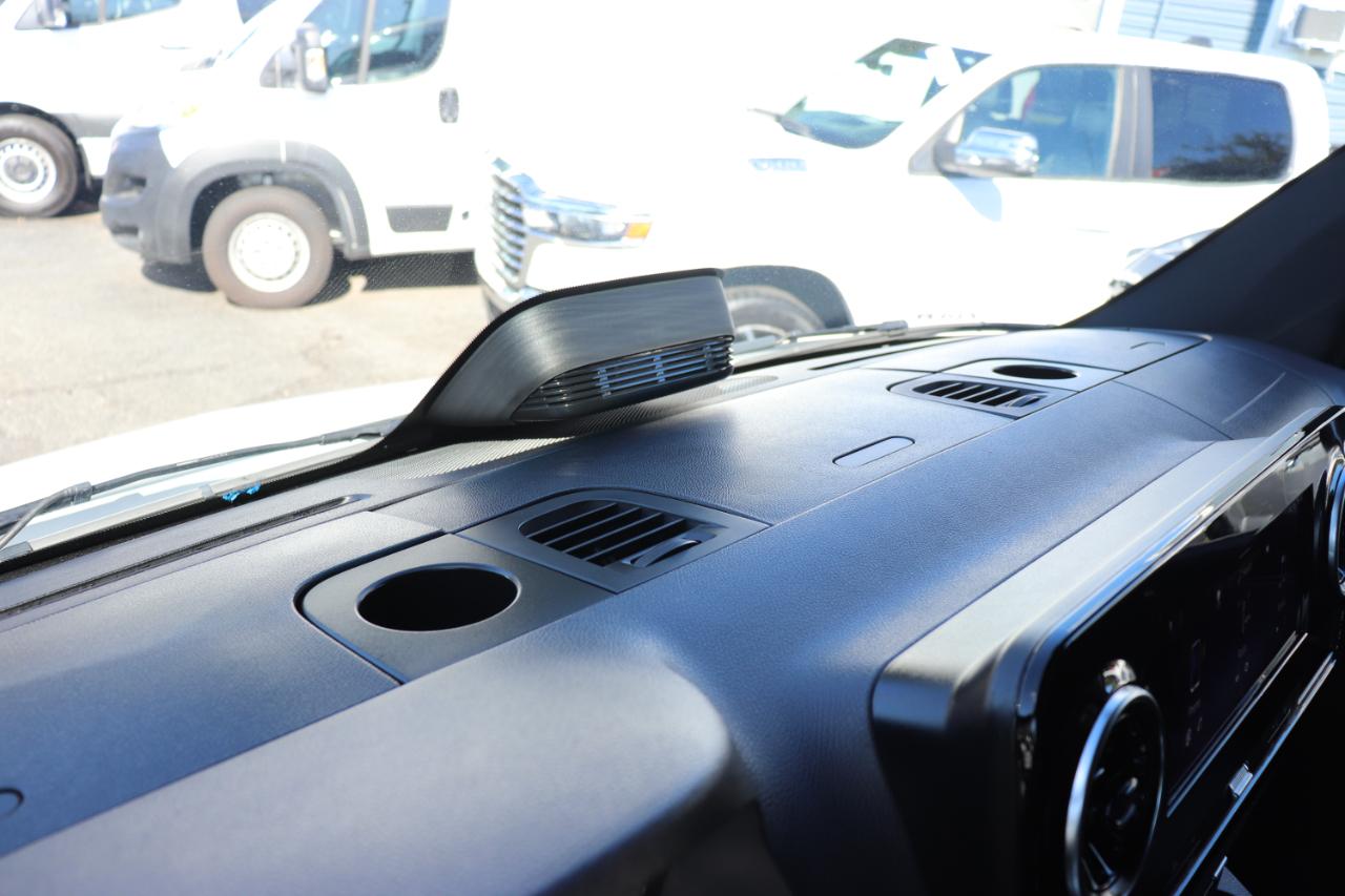 Mercedes-Benz Sprinter Passenger Van 2500 High Roof I4 Diesel 170" RWD 2025