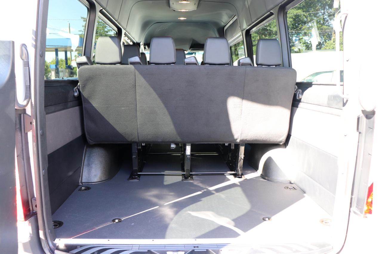Mercedes-Benz Sprinter Passenger Van 2500 High Roof I4 Diesel 170" RWD 2025
