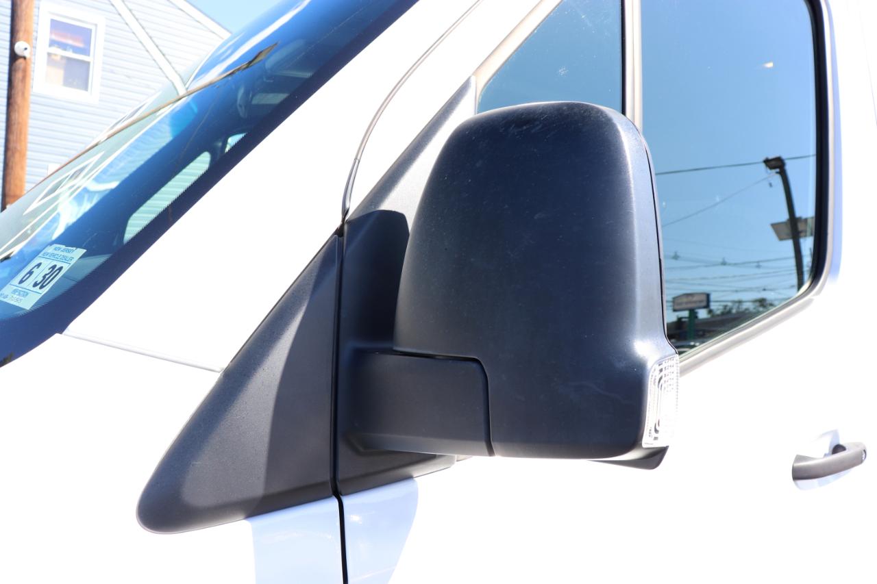 Mercedes-Benz Sprinter Passenger Van 2500 High Roof I4 Diesel 170" RWD 2025