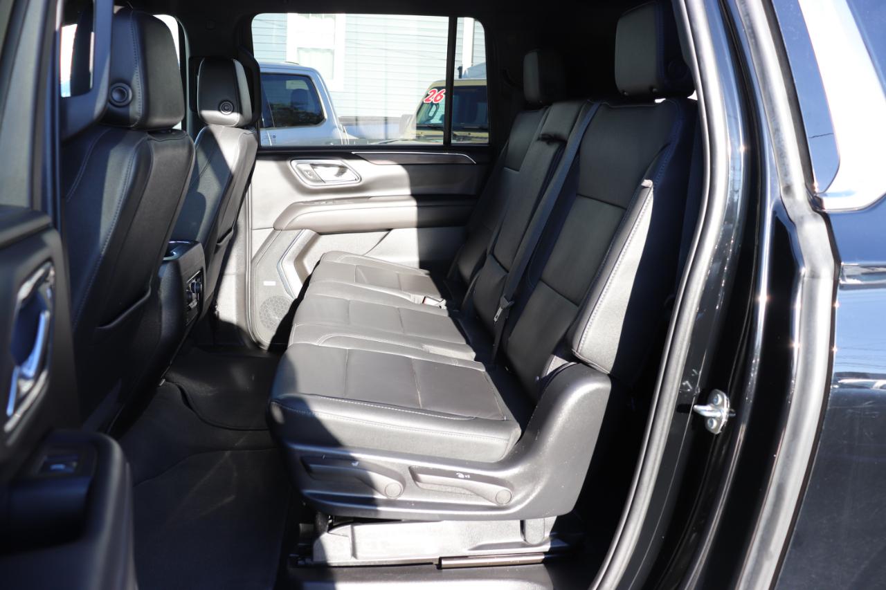 Chevrolet Suburban 4WD 4dr LT 2023