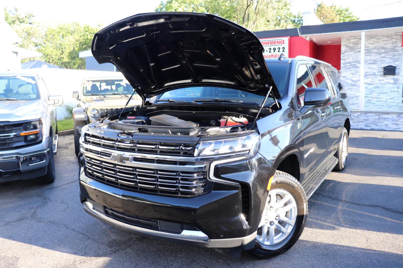 Chevrolet Suburban 4WD 4dr LT 2023