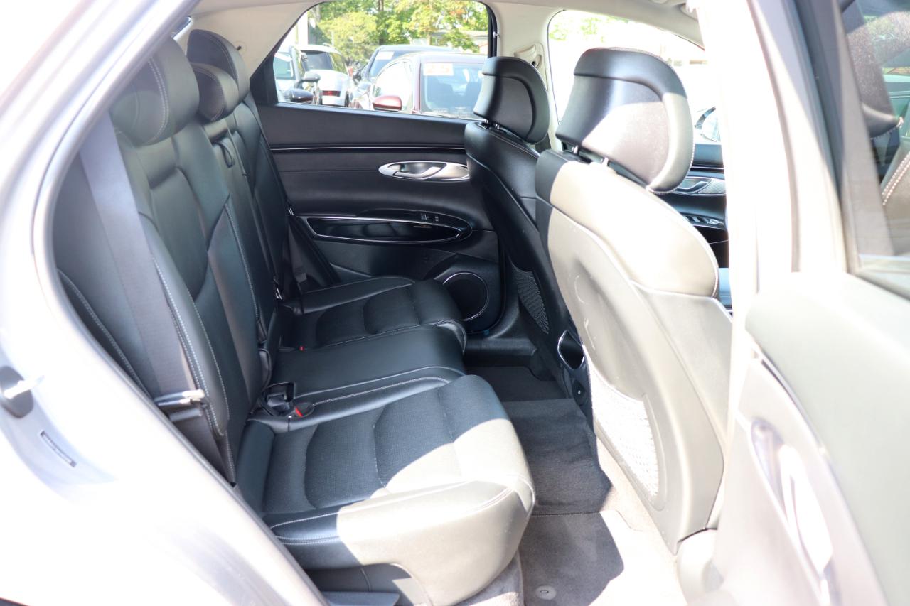 Genesis GV70 2.5T AWD 2025
